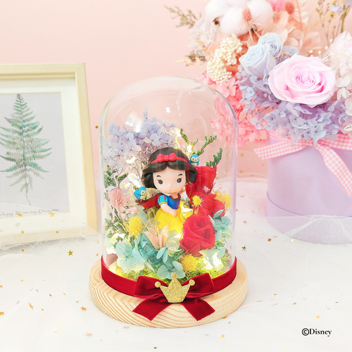 Princess' Promenade - Snow White and Forest Friends