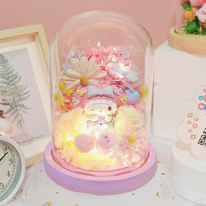 Preserved flower dome figurine