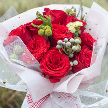 Load image into Gallery viewer, 9 Red Roses Valentine&#39;s Day | Little Florist Dream