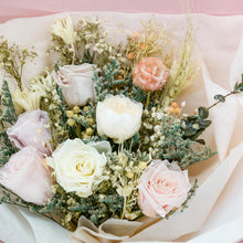 Load image into Gallery viewer, preserved flower gift